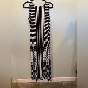 Max Studio Long Striped Tank Stretch Maxi Dress Rayon Spandex Women’s Size L